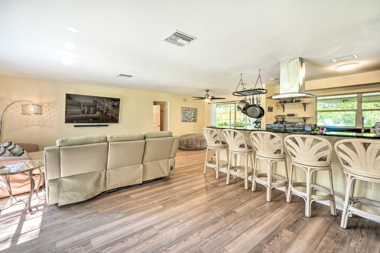 4 Bedroom Clearwater Vacation Home With Amazing Backyard Exterior photo