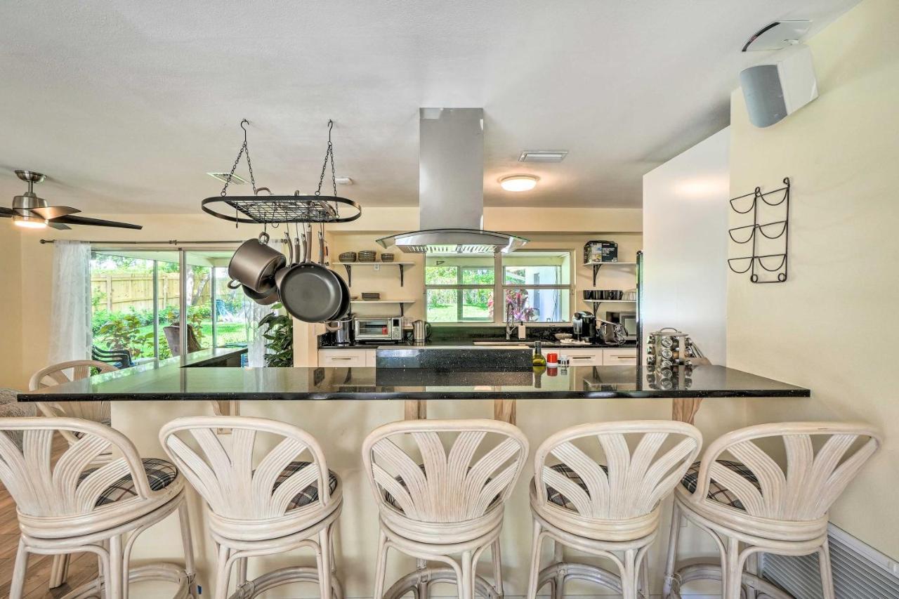 4 Bedroom Clearwater Vacation Home With Amazing Backyard Exterior photo