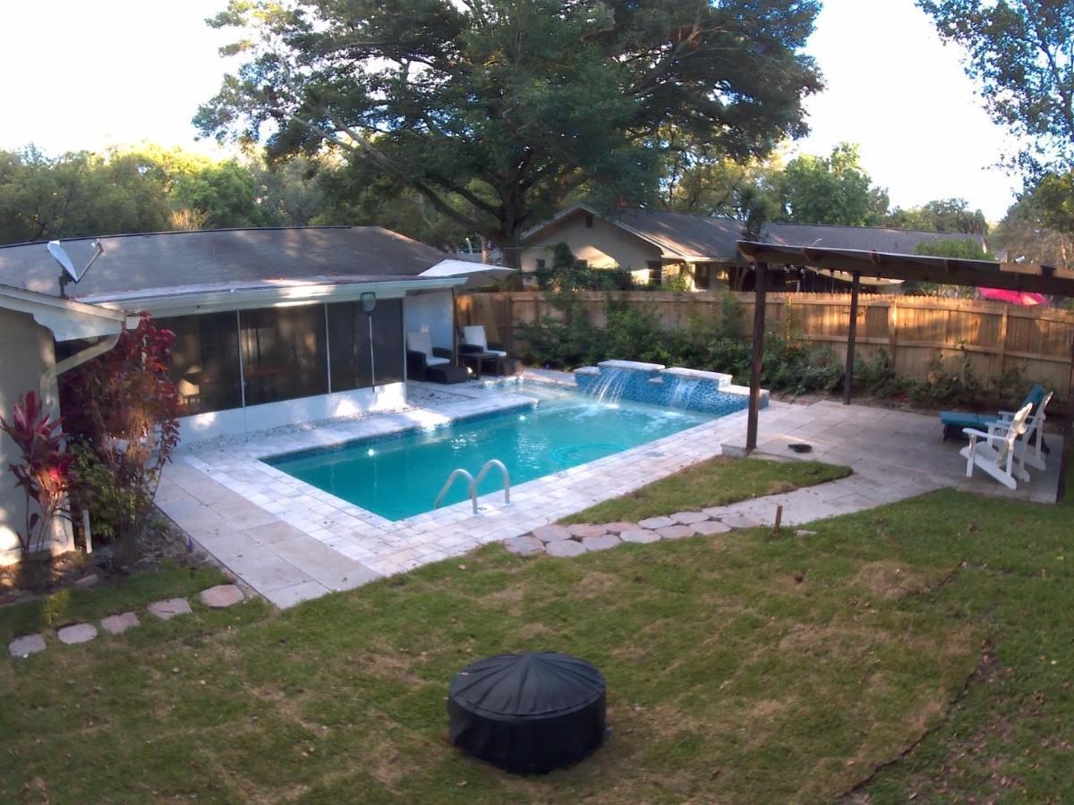 4 Bedroom Clearwater Vacation Home With Amazing Backyard Exterior photo