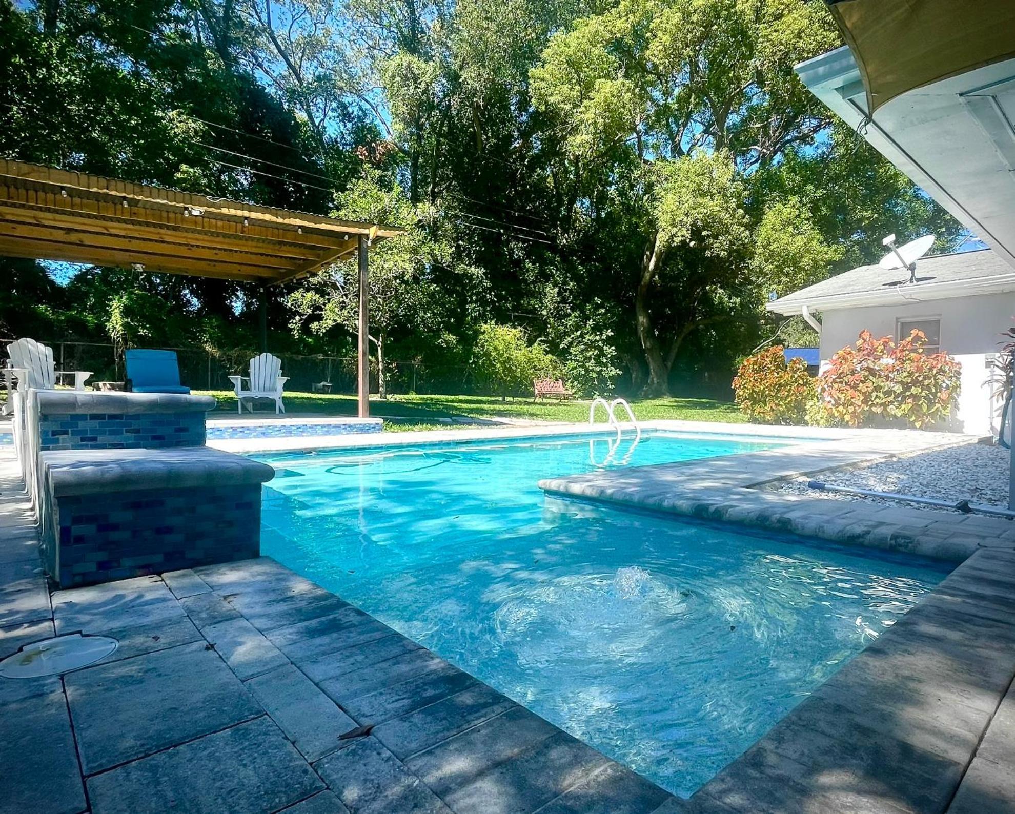 4 Bedroom Clearwater Vacation Home With Amazing Backyard Exterior photo